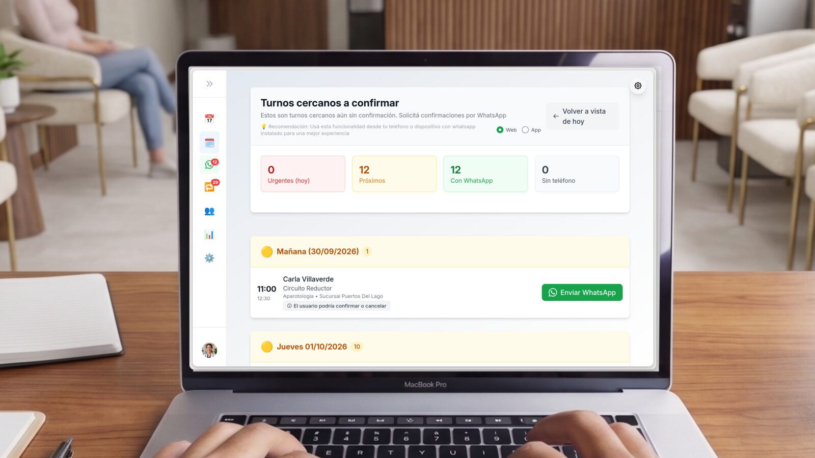 Panel de Turnos.Tech mostrando los turnos próximos a confirmar con botón de envío por WhatsApp
